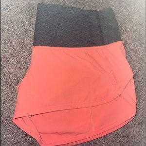 Lululemon shorts 🌺🌷